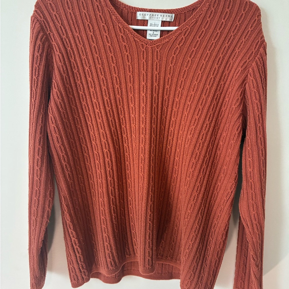 VINTAGE Geoffrey Beene Women's Terracotta V-Neck Sweater